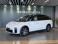 Li Auto i8 Standard Edition - ფოტო 1