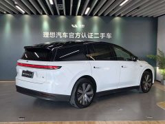 Li Auto i8 Standard Edition - ფოტო 3