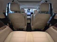Li Auto i8 Standard Edition - ფოტო 8