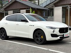 Maserati Levante 3.0T Standard Edition - ფოტო 3