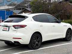 Maserati Levante 3.0T Standard Edition - ფოტო 4