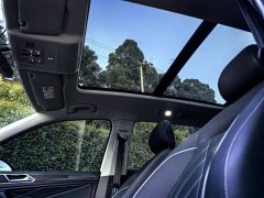 Volkswagen Tiguan L 330TSI Automatic FWD R-Line Comfort Edition - фото 6