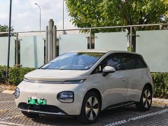 Baojun Yunduo 460 Pro - фото 1