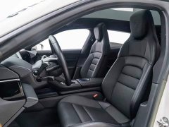 Porsche Taycan 4 Cross Turismo - фото 12