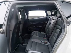 Porsche Taycan 4 Cross Turismo - фото 19