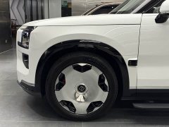 Zeekr 9X Hyper Edition 70kWh Six-Seater - ფოტო 17