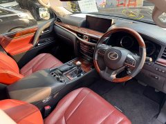 Lexus LX 2016 570 Premium Deluxe Edition - ფოტო 10