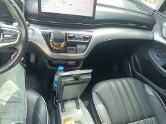 SAIC MG iMAX8 400TGI Prestige - photo 9