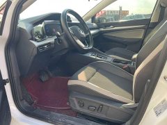 Volkswagen Golf 280TSI DSG Pro 20th Anniversary Edition - photo 6