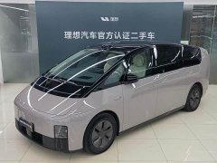 Li Auto Li Xiang MEGA Ultra - ფოტო 1
