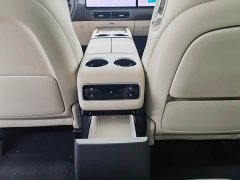 Li Auto Li Xiang MEGA Ultra - ფოტო 10