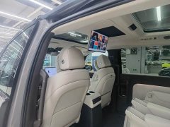 Li Auto Li Xiang MEGA Ultra - ფოტო 11