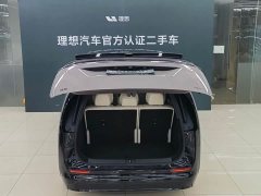 Li Auto Li Xiang MEGA Ultra - ფოტო 18