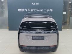Li Auto Li Xiang MEGA Ultra - ფოტო 19