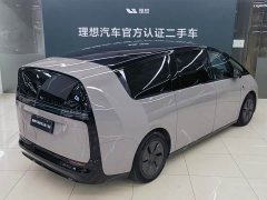Li Auto Li Xiang MEGA Ultra - ფოტო 20