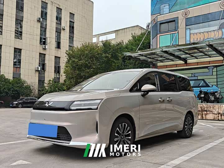 Wuling Starlight 730 New Energy BEV 500km Luxury Edition - ავტომობილი ჩინეთიდან