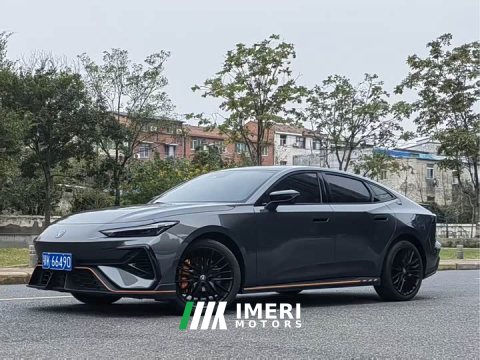 2025 Changan UNI-V Third Generation 2.0T Dynamic Engine Edition - car from China