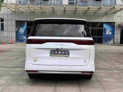 BYD Summer DM-i 1.5T 180km Exceed - photo 10
