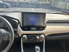 Toyota RAV4 2.0L CVT FWD Fashion Plus Edition - фото 11