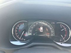Toyota RAV4 2.0L CVT FWD Fashion Plus Edition - фото 14
