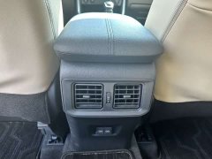 Toyota RAV4 2.0L CVT FWD Fashion Plus Edition - фото 16