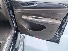 Volkswagen Viloran 380TSI Prestige - photo 14