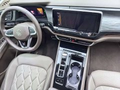 Volkswagen Viloran 380TSI Prestige - photo 16
