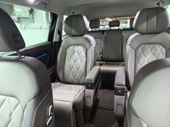 Volkswagen Viloran 380TSI Prestige - photo 17