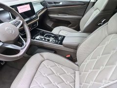 Volkswagen Viloran 380TSI Prestige - photo 4