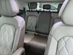 Volkswagen Viloran 380TSI Prestige - photo 9