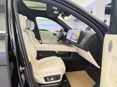 Li Auto L7 Max Smart Refresh Edition - фото 9