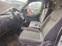 Maxus V80 2.0T Manual Classic City Logistics King Short Wheelbase Medium Roof 3-Seater - photo 11