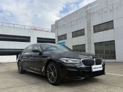 BMW 5 Series 530Li Premier M Sport Package - ფოტო 3