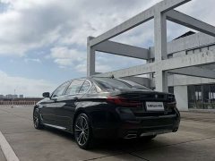 BMW 5 Series 530Li Premier M Sport Package - ფოტო 7