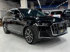Audi Q7 55 TFSI quattro S line Sport - ფოტო 3