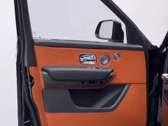 Rolls-Royce Cullinan 6.7T Automatic - ფოტო 12
