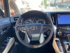 Toyota Alphard Hybrid 2.5L Luxury - photo 11