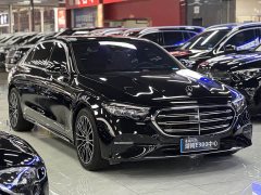 Mercedes-Benz E-Class Facelift E 300 L Luxury - фото 3