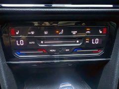 Volkswagen Touareg 280TSI FWD Luxury Edition - photo 12