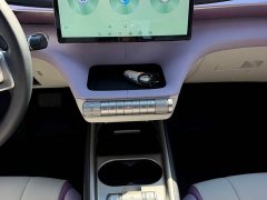 BYD Dolphin 405km Fashion Edition - ფოტო 19