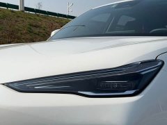 Geely Galaxy E5 440km Explorer Edition - ფოტო 14