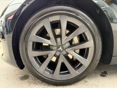 Tesla Model 3 Rear-Wheel Drive - фото 14