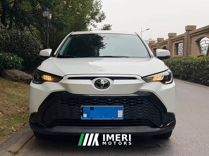 Toyota Frontlander 2.0L CVT Leading Edition - автомобиль из Китая