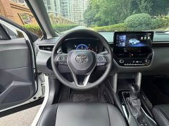 Toyota Frontlander 2.0L CVT Leading Edition - фото 9