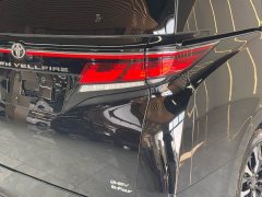 Toyota Vellfire Crown Hybrid 2.5L Executive Premier Edition - photo 10