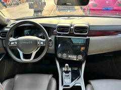 Lynk & Co 02 1.5T DCT 2WD Strength Pro - фото 8