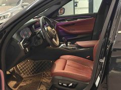 BMW 5 Series Facelift 530Li Luxury M Sport Package - фото 4
