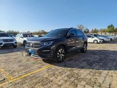 Volkswagen Taos 280TSI FWD Luxury Smart Connected Edition - фото 1
