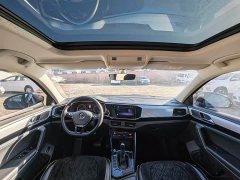 Volkswagen Taos 280TSI FWD Luxury Smart Connected Edition - фото 8