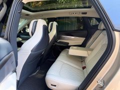Lynk & Co 08 EM-P 160 Extended Range Ultra - ფოტო 16